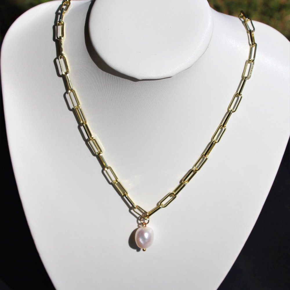 Chain pearl neckalce